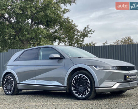 Серый Хендай Ioniq 5, объемом двигателя 0 л и пробегом 130 тыс. км за 28200 $, фото 127 на Automoto.ua