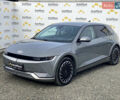 Серый Хендай Ioniq 5, объемом двигателя 0 л и пробегом 130 тыс. км за 28200 $, фото 174 на Automoto.ua