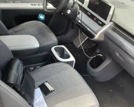 Серый Хендай Ioniq 5, объемом двигателя 0 л и пробегом 68 тыс. км за 24000 $, фото 16 на Automoto.ua