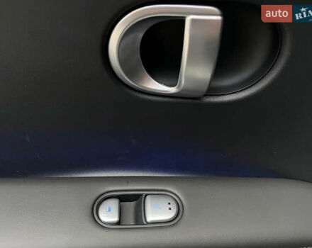 Серый Хендай Ioniq 5, объемом двигателя 0 л и пробегом 108 тыс. км за 26800 $, фото 20 на Automoto.ua