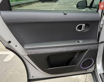 Серый Хендай Ioniq 5, объемом двигателя 0 л и пробегом 47 тыс. км за 29500 $, фото 61 на Automoto.ua