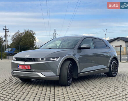 Серый Хендай Ioniq 5, объемом двигателя 0 л и пробегом 130 тыс. км за 28200 $, фото 164 на Automoto.ua
