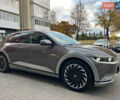 Серый Хендай Ioniq 5, объемом двигателя 0 л и пробегом 108 тыс. км за 26800 $, фото 4 на Automoto.ua