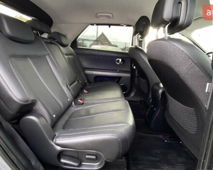 Серый Хендай Ioniq 5, объемом двигателя 0 л и пробегом 130 тыс. км за 28200 $, фото 101 на Automoto.ua