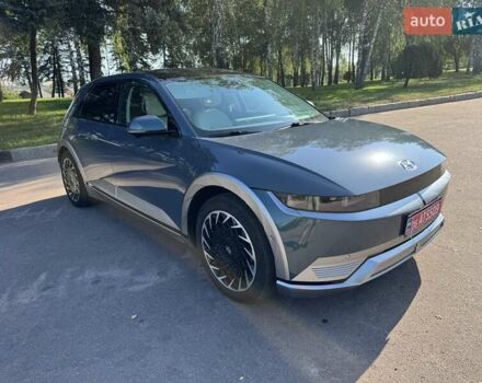 Серый Хендай Ioniq 5, объемом двигателя 0 л и пробегом 49 тыс. км за 29000 $, фото 3 на Automoto.ua