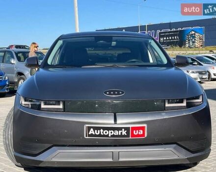 Серый Хендай Ioniq 5, объемом двигателя 0 л и пробегом 34 тыс. км за 26740 $, фото 1 на Automoto.ua
