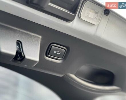 Сірий Хендай Ioniq 5, об'ємом двигуна 0 л та пробігом 11 тис. км за 32500 $, фото 10 на Automoto.ua