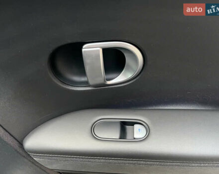 Серый Хендай Ioniq 5, объемом двигателя 0 л и пробегом 108 тыс. км за 26800 $, фото 13 на Automoto.ua