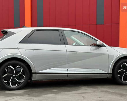 Серый Хендай Ioniq 5, объемом двигателя 0 л и пробегом 47 тыс. км за 29500 $, фото 7 на Automoto.ua