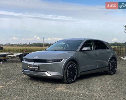 Серый Хендай Ioniq 5, объемом двигателя 0 л и пробегом 130 тыс. км за 28200 $, фото 130 на Automoto.ua