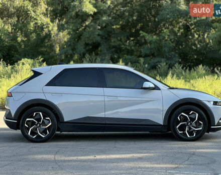 Серый Хендай Ioniq 5, объемом двигателя 0 л и пробегом 70 тыс. км за 27500 $, фото 9 на Automoto.ua