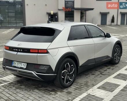 Сірий Хендай Ioniq 5, об'ємом двигуна 0 л та пробігом 11 тис. км за 30999 $, фото 7 на Automoto.ua