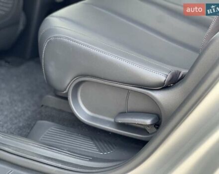 Сірий Хендай Ioniq 5, об'ємом двигуна 0 л та пробігом 11 тис. км за 32500 $, фото 25 на Automoto.ua