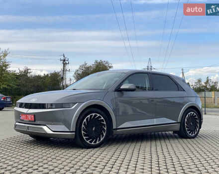 Серый Хендай Ioniq 5, объемом двигателя 0 л и пробегом 130 тыс. км за 28200 $, фото 159 на Automoto.ua