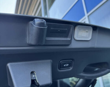 Сірий Хендай Ioniq 5, об'ємом двигуна 0 л та пробігом 93 тис. км за 28200 $, фото 8 на Automoto.ua