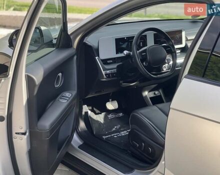 Сірий Хендай Ioniq 5, об'ємом двигуна 0 л та пробігом 11 тис. км за 32500 $, фото 35 на Automoto.ua