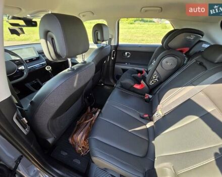 Серый Хендай Ioniq 5, объемом двигателя 0 л и пробегом 49 тыс. км за 37000 $, фото 25 на Automoto.ua