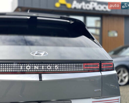Серый Хендай Ioniq 5, объемом двигателя 0 л и пробегом 130 тыс. км за 28200 $, фото 29 на Automoto.ua