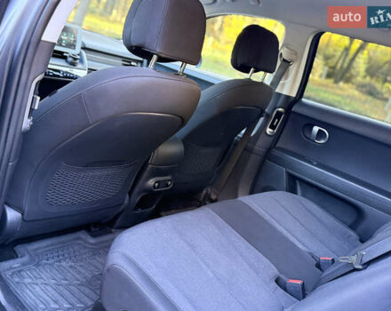 Серый Хендай Ioniq 5, объемом двигателя 0 л и пробегом 151 тыс. км за 21450 $, фото 72 на Automoto.ua