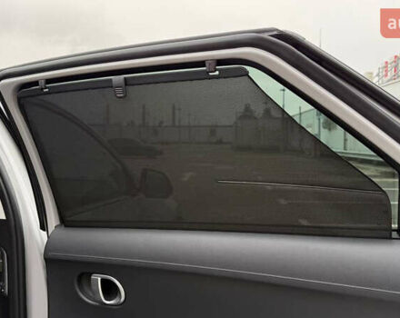 Серый Хендай Ioniq 5, объемом двигателя 0 л и пробегом 47 тыс. км за 29500 $, фото 79 на Automoto.ua