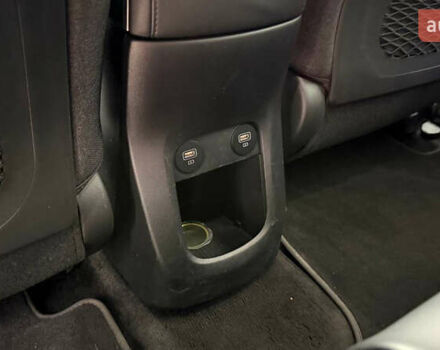 Серый Хендай Ioniq 5, объемом двигателя 0 л и пробегом 47 тыс. км за 29500 $, фото 64 на Automoto.ua