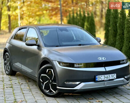 Серый Хендай Ioniq 5, объемом двигателя 0 л и пробегом 151 тыс. км за 21450 $, фото 3 на Automoto.ua