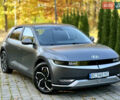 Серый Хендай Ioniq 5, объемом двигателя 0 л и пробегом 151 тыс. км за 21450 $, фото 3 на Automoto.ua