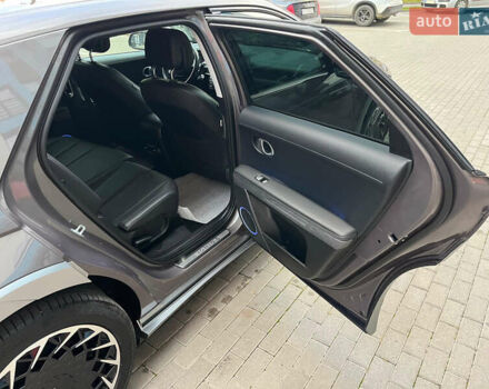 Серый Хендай Ioniq 5, объемом двигателя 0 л и пробегом 108 тыс. км за 26800 $, фото 15 на Automoto.ua