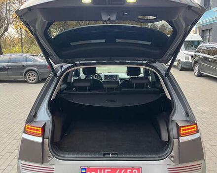 Серый Хендай Ioniq 5, объемом двигателя 0 л и пробегом 108 тыс. км за 26800 $, фото 23 на Automoto.ua