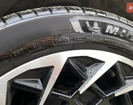 Серый Хендай Ioniq 5, объемом двигателя 0 л и пробегом 130 тыс. км за 28200 $, фото 43 на Automoto.ua