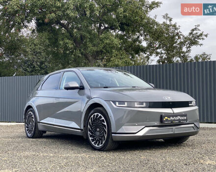 Серый Хендай Ioniq 5, объемом двигателя 0 л и пробегом 130 тыс. км за 28200 $, фото 124 на Automoto.ua