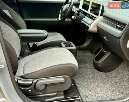 Серый Хендай Ioniq 5, объемом двигателя 0 л и пробегом 67 тыс. км за 23200 $, фото 29 на Automoto.ua