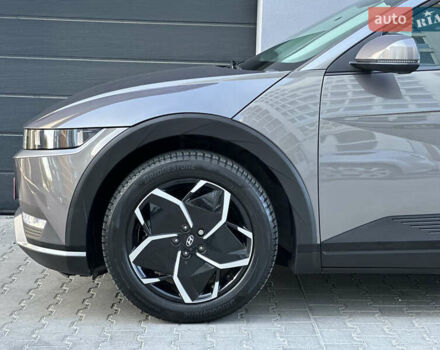 Серый Хендай Ioniq 5, объемом двигателя 0 л и пробегом 149 тыс. км за 22900 $, фото 13 на Automoto.ua