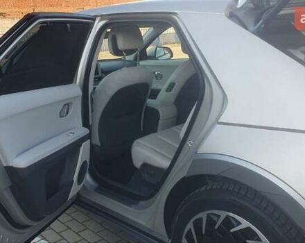 Серый Хендай Ioniq 5, объемом двигателя 0 л и пробегом 58 тыс. км за 34999 $, фото 10 на Automoto.ua