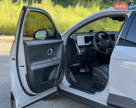 Серый Хендай Ioniq 5, объемом двигателя 0 л и пробегом 70 тыс. км за 27500 $, фото 19 на Automoto.ua