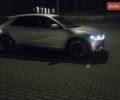 Серый Хендай Ioniq 5, объемом двигателя 0 л и пробегом 58 тыс. км за 34999 $, фото 5 на Automoto.ua