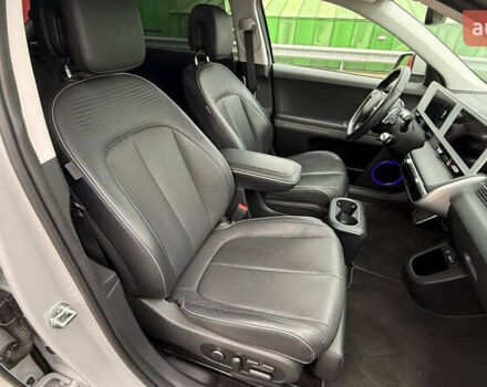 Серый Хендай Ioniq 5, объемом двигателя 0 л и пробегом 47 тыс. км за 29500 $, фото 28 на Automoto.ua