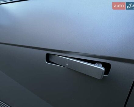 Серый Хендай Ioniq 5, объемом двигателя 0 л и пробегом 84 тыс. км за 31700 $, фото 15 на Automoto.ua