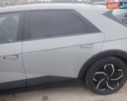 Серый Хендай Ioniq 5, объемом двигателя 0 л и пробегом 27 тыс. км за 18400 $, фото 12 на Automoto.ua