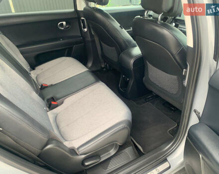 Серый Хендай Ioniq 5, объемом двигателя 0 л и пробегом 113 тыс. км за 23800 $, фото 9 на Automoto.ua