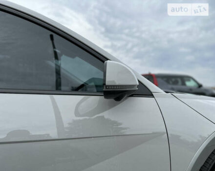 Серый Хендай Ioniq 5, объемом двигателя 0 л и пробегом 55 тыс. км за 29999 $, фото 20 на Automoto.ua