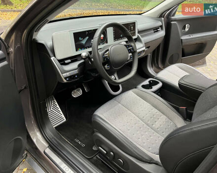 Хендай Ioniq 5 2022 в Тернополе на Automoto.ua Серый Хендай Ioniq 5, объемом двигателя 0 л и пробегом 62 тыс. км за 29800 $, фото 12 на Automoto.ua