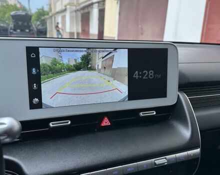 Серый Хендай Ioniq 5, объемом двигателя 0 л и пробегом 151 тыс. км за 22700 $, фото 38 на Automoto.ua