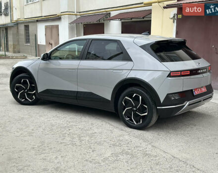 Серый Хендай Ioniq 5, объемом двигателя 0 л и пробегом 151 тыс. км за 22700 $, фото 8 на Automoto.ua