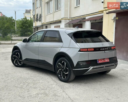 Серый Хендай Ioniq 5, объемом двигателя 0 л и пробегом 151 тыс. км за 22700 $, фото 6 на Automoto.ua