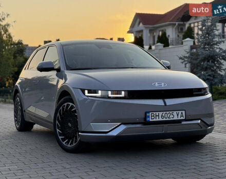 Серый Хендай Ioniq 5, объемом двигателя 0 л и пробегом 35 тыс. км за 29000 $, фото 3 на Automoto.ua