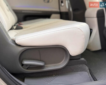 Серый Хендай Ioniq 5, объемом двигателя 0 л и пробегом 35 тыс. км за 29000 $, фото 51 на Automoto.ua