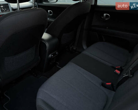 Сірий Хендай Ioniq 5, об'ємом двигуна 0 л та пробігом 66 тис. км за 22900 $, фото 76 на Automoto.ua