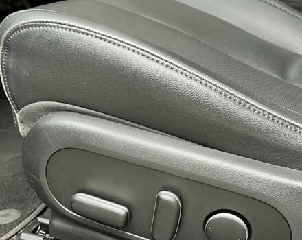 Серый Хендай Ioniq 5, объемом двигателя 0 л и пробегом 163 тыс. км за 22999 $, фото 25 на Automoto.ua