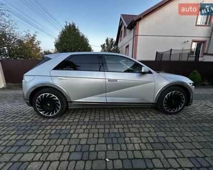 Серый Хендай Ioniq 5, объемом двигателя 0 л и пробегом 84 тыс. км за 31700 $, фото 2 на Automoto.ua